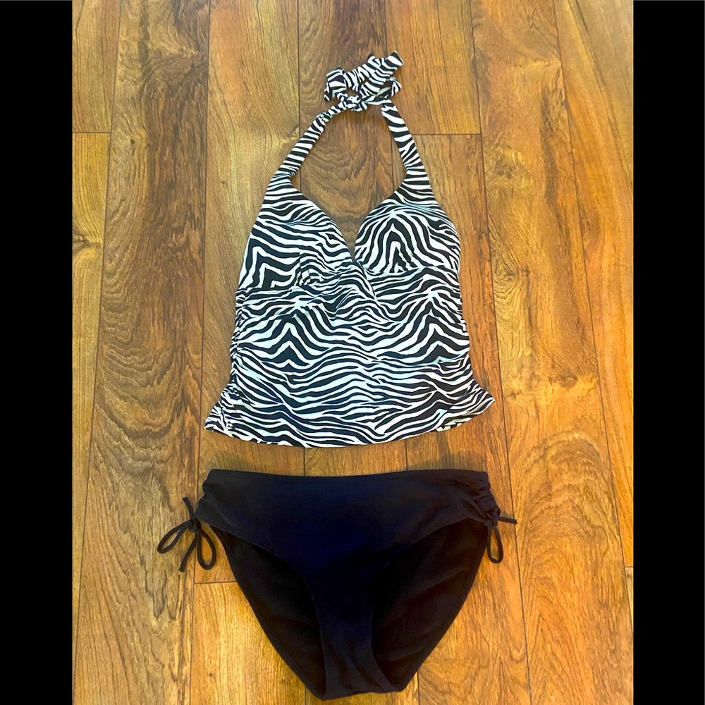 White House Black Market Tankini Set 💥